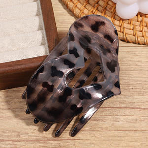 Pinzas planas para el cabello con forma de corazón, garra redonda para el cabello de leopardo para mujeres y niñas, pasadores de pelo elegantes franceses - Product Image 5