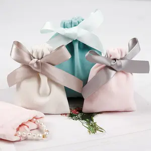 Mini sacchetto del fornitore del sacchetto del sacchetto di Eco del sacchetto del cordone del farfallino di colore su ordinazione per gioielli