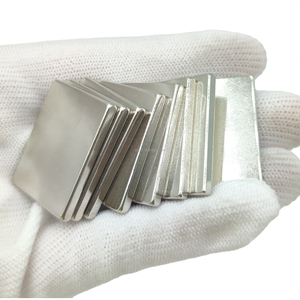 Imán de Tierras Raras para Matrícula de Coche, Personalizado, con Servicio de Doblado - Product Image 4