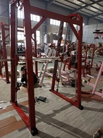 Machine de musculation Smith Attachements Dominator Fitness Avec Plaques Libre Connecté High Transit Gym Machines
