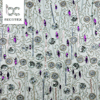 Tissu de mariage en dentelle brodée perlée perles et paillettes de luxe tissu en dentelle pour robe de soirée