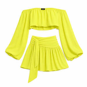 Ensemble A&J pour femme : Haut court à épaules dénudées, manches ballon et volants, et mini-jupe skater à taille nouée, couleur Chartreuse, avec logo personnalisé GRS - Product Image 1
