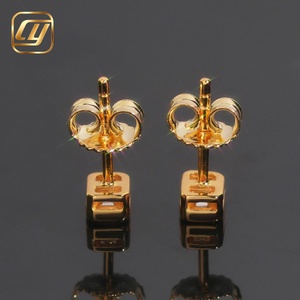 Boucles d'oreilles clous en moissanite taille émeraude, en argent sterling S925, sertissage clos, plaqué or 18 carats, avec certificat GRA - Product Image 2