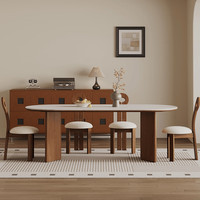 Table à manger ovale de luxe en bois massif de style ferme moderne avec plateau en pierre frittée, écologique et durable pour la maison ou l'hôtel