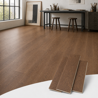 Plancher en bois d'ingénierie multicouche de qualité supérieure avec âme en contreplaqué et placage en bois véritable pour projets d'aménagement intérieur