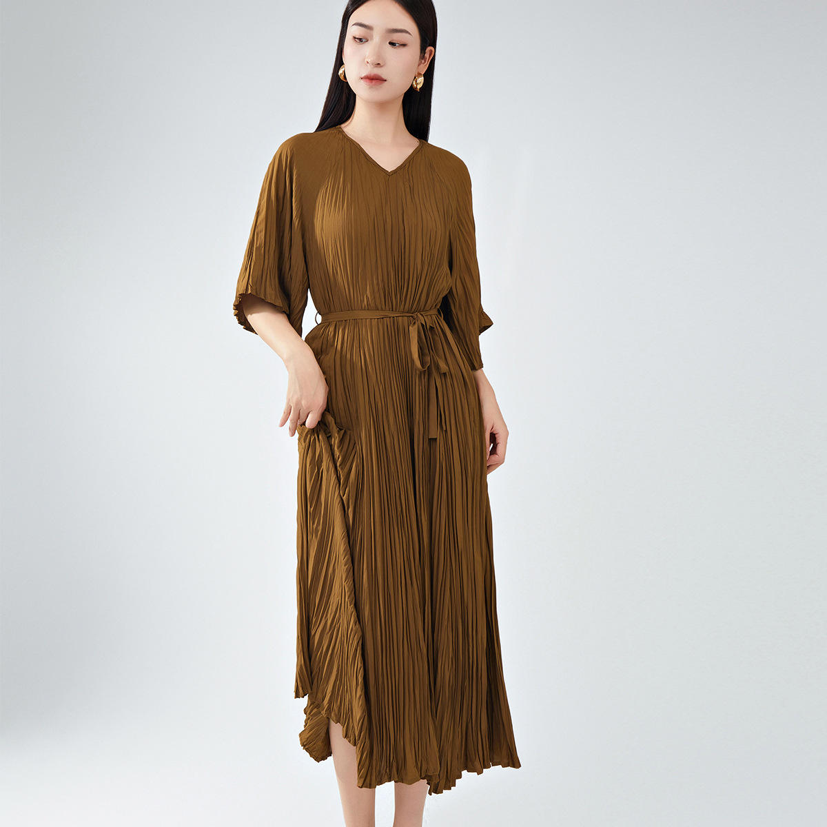 สีน้ำตาล