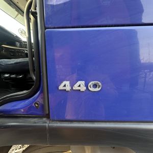 Tracteur diesel 6x2 de 440 CV avec direction à gauche, caméra arrière et suspension pneumatique pour pont <span class=keywords><strong>FM</strong></span> Airbag - Product Image 5