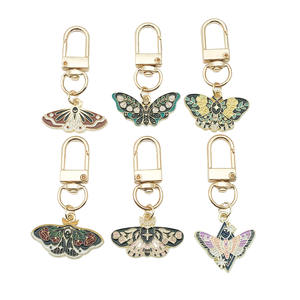 Set di portachiavi in metallo farfalla colorata per coppie e migliori amici - Product Image 5