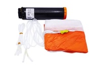 Ensemble de protection de sécurité par parachute pour UAV agricole haute fiabilité, incluant parachute, tente et survêtement