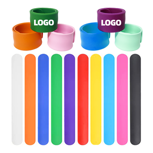 Logotipo personalizado al por mayor barato respetuoso con el medio ambiente logotipo personalizado impreso niños Snap <span class=keywords><strong>pulsera</strong></span> promocional silicona Slap regla <span class=keywords><strong>pulsera</strong></span> - Product Image 1