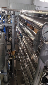Hệ thống nước máy thẩm thấu ngược công nghiệp để xử lý nước hiệu quả - Product Image 2