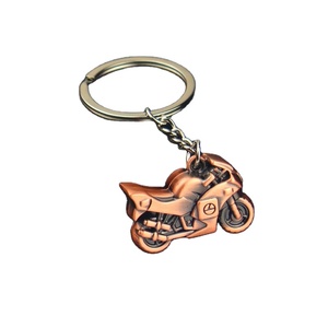 พวงกุญแจรถมอเตอร์ไซค์โลหะสร้างสรรค์ 3 มิติ สำหรับกระเป๋าเป้สะพายหลัง - Product Image 1