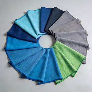 Serviette respirante en microfibre rafraîchissante à effet instantané, légère, réutilisable, imprimée sur mesure pour le sport en plein air, la gym, le yoga et l'entraînement - Product Image 1