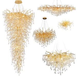 Lustre décoratif artistique en verre et aluminium doré, motif branche d'arbre, pour salon, hôtel, mariage, banquet - Product Image 1