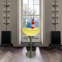 Ensemble de table et chaises de bar lumineuses LED portables pour événements en plein air, résistantes à l'eau, pour cocktails