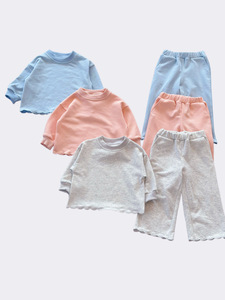 Set 2 Pezzi per Bambine: Felpa a Maniche Lunghe con Bordo Smerlato e <span class=keywords><strong>Pantaloni</strong></span> a Gamba Larga, Tuta per Bambini - Product Image 5