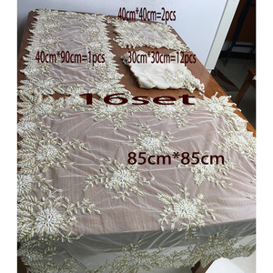 Mantel de Organza con Encaje Floral y Cuentas Cosidas a Mano, Juego de 16 Piezas, Caminos de Mesa Modernos Hechos a Mano y Personalizables para Bodas y Fiestas - Product Image 1