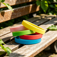 Bracelets en silicone créatifs très demandés, cadeaux promotionnels, bracelets phosphorescents, cadeaux pour hommes, vente en gros personnalisée