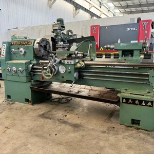 Tour à métaux manuel Yuxi YUCY6250B d'occasion, longueurs multiples 750-3000mm, portée de coupe 500mm, pour atelier général - Product Image 2