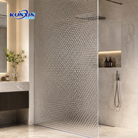 Feuille acrylique PMMA vierge moulée de 3 mm avec motif diamant texturé en relief pour la décoration intérieure