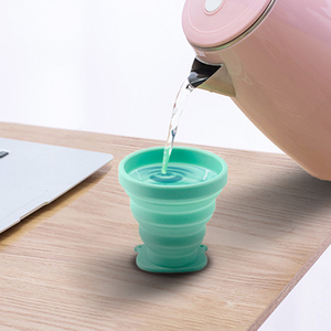 Nouvelle conception, tasse télescopique en silicone de 250 ml avec couvercle - Product Image 3