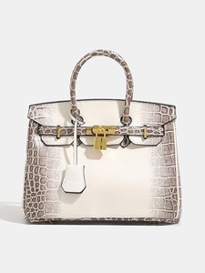 Sac à main de luxe pour femme en cuir véritable avec motif crocodile, poignée supérieure et fermoir - Product Image 1