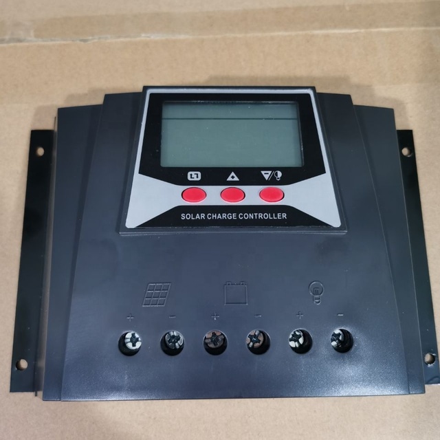 40A 50A 60A 12/24/48V Pwm Solar Panel Charge Controller with LCD