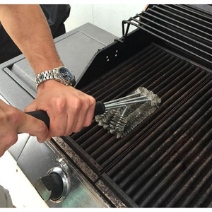 Cepillo de alambre para barbacoa con mango largo, herramienta de limpieza multifuncional para parrillas y rejillas, cepillo de alambre de acero - Product Image 2