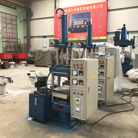 Machine de pressage par injection de caoutchouc, pompe contrôlée par PLC, haute productivité pour la production de formes complexes, entièrement automatique, multifonctionnelle