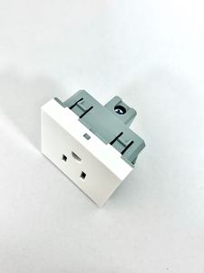 Tomada de Parede de Cobre Padrão Americano de 3 Pinos para Atacado de Fábrica - Módulo de Tomada de Energia EUA Embutido 45*45mm com 3 Saídas - Product Image 3