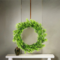 Vente en gros nouveauté verdure feuilles couronne gazon artificiel couronne cercle guirlande suspendue pour porte décoration murale