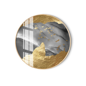 Sala de estar redondo decorativo de lujo pez dorado pájaro volador mariposa colgante de pared cristal hoja de oro lienzo pintura de pared - Product Image 5