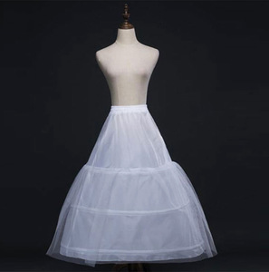 <span class=keywords><strong>Jupon</strong></span> Crinoline <span class=keywords><strong>3</strong></span> <span class=keywords><strong>cerceaux</strong></span> personnalisable en gros <span class=keywords><strong>jupon</strong></span> cerceau personnalisé pour robes <span class=keywords><strong>de</strong></span> <span class=keywords><strong>mariée</strong></span> <span class=keywords><strong>mariée</strong></span> - Product Image 6