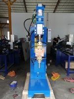 Nouvelle machine de soudage par projection pneumatique TONGJUN AC 380V 50KVA pour tôles métalliques de pièces automobiles, épaisseur 2.0+2.0MM, garantie 1 an