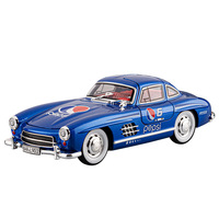 1:24 300SL Retro Coke Edition Model Alloy Pintu Dapat Dibuka Kap Mesin Lampu Suara Sistem Tarik Mundur Kemudi Terhubung