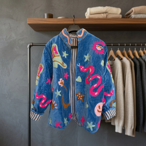 Chaqueta de Mujer Estilo Y2K, Azul Rey, de Terciopelo, Bordada a Mano, con Patrón Floral Acolchado, Cuello Alto y Manga Larga - Product Image 1