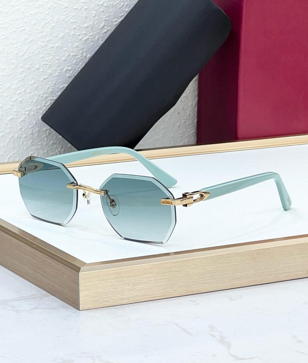 Green leg gradual green film