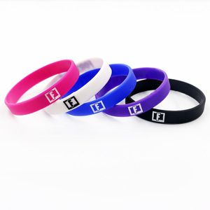 สายรัดข้อมือซิลิโคนนุ่มสบายสำหรับผู้ใหญ่ พร้อมข้อความสร้างแรงบันดาลใจ เหมาะสำหรับกีฬา งานแต่งงาน ของชำร่วยงานเลี้ยงฉลองสมรส ของขวัญสำหรับงานส่งเสริมการขายกีฬา - Product Image 4