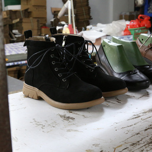 Bottes en daim souple pour femmes, noires, rétro, à fermeture éclair à la cheville, talon épais, confortables, respirantes, chaussures de loisirs printemps automne hiver, grandes tailles 41 42 - Product Image 4