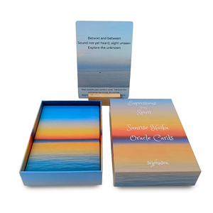 Mazzo di Carte dei Tarocchi Personalizzato di Alta Qualità con Stampa Personalizzata, Guida Spirituale Raffinata, Citazioni Ispiratrici, Carte da Divinazione - Produzione di Fabbrica - Product Image 1