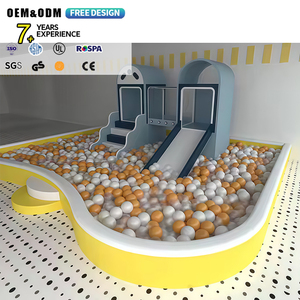 Equipo de Juegos Infantiles para Interiores con Puentes de Cuerda Suave y Temática de Explorador para Centros de Juego Temáticos - Product Image 1