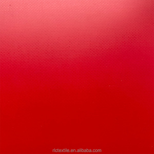 Rollo de Lona de PVC de 16 oz 550 gsm 1100 dtex 20*20, Lona Impermeable para Lluvia, Materiales Recubiertos de Alta Resistencia para Cubierta de Camión - Product Image 4