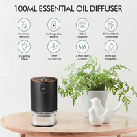 Diffuseur de nébulisation intelligent mini avec démarrage/arrêt automatique, 3 lumières LED, sans eau, portable, pour voiture, aromathérapie, rechargeable, 1 an