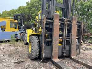 Chariot élévateur diesel Komatsu FD320 d'occasion, 32 tonnes, composants moteur et de base du moteur provenant du Japon, puissance 45 kW, testé et inspecté, 2013-2023 - Product Image 6