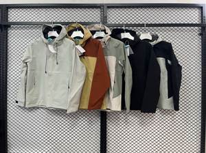 Veste de Pluie Imperméable Imprimée Respirante à Capuche 3L de Haute Qualité, Vente en Gros Direct Usine pour Hommes et Femmes, Idéale pour la Randonnée et les Activités de Plein Air - Product Image 2