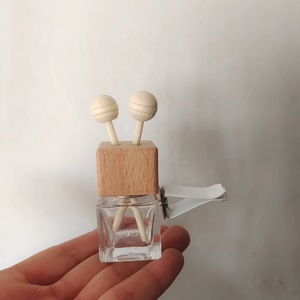 5ml xe khuếch tán chai treo <span class=keywords><strong>mini</strong></span> kích thước Nước hoa thủy tinh xe khuếch tán chai 8ml với nắp gỗ - Product Image 5