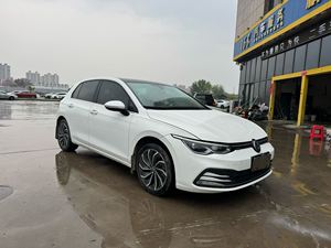 Volkswagen <span class=keywords><strong>Golf</strong></span> 1.4T 280TSI <span class=keywords><strong>R</strong></span>-Line Edition 2021 d'occasion, <span class=keywords><strong>toit</strong></span> <span class=keywords><strong>ouvrant</strong></span>, transmission automatique, 5 places, 5 portes, vente en gros - Product Image 2