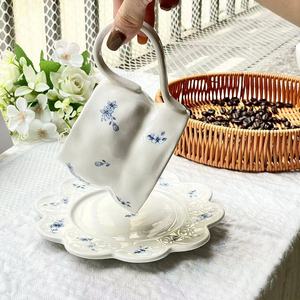 Tazze da Caffè in Porcellana Stile Romantico Francese, Tazze Alte per Tè Pomeridiano e Dessert con Manici Lunghi - Product Image 3