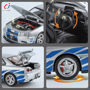 Chengji Metal Toys Sports Car 1/18 <span class=keywords><strong>GTR</strong></span> Sports Diecast Door Open Glide Rueda delantera Dirección Sonido Luz Dies Cast Metal Car - Product Image 2