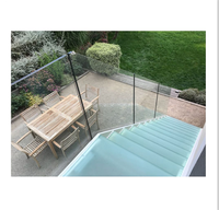 Système de garde-corps en fer et verre Prima PR Commercial moderne pour escalier extérieur et porche, résistant à la rouille et aux intempéries, avec profilé en U en alliage d'aluminium 5